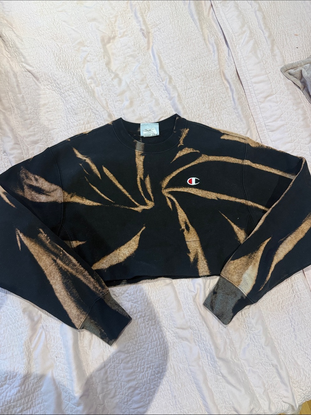 Champion Black Cropped Sweatshirt with Brown Bleach Swirl